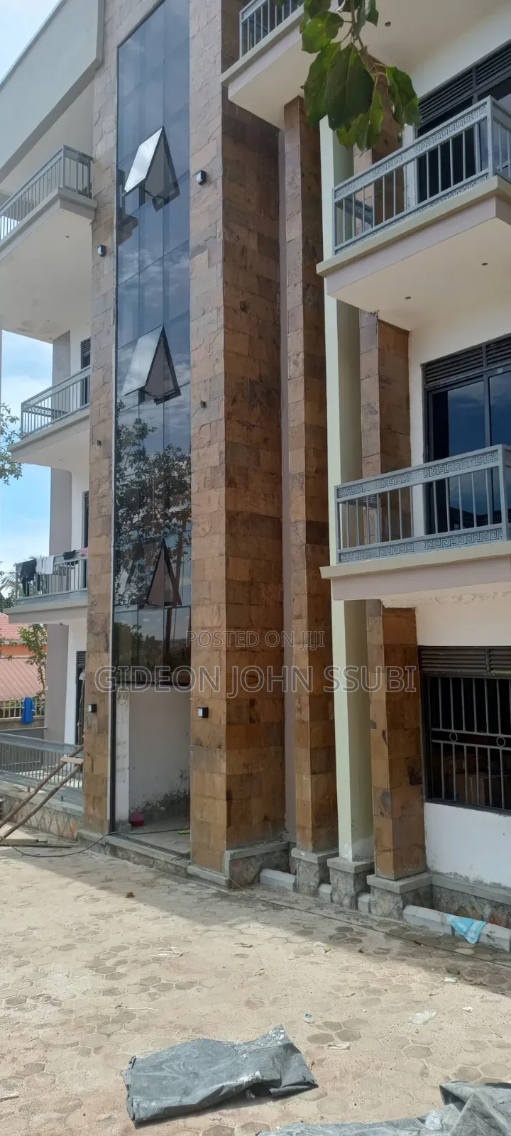 3bdrm Apartment in Bunga Ggaba Road, Makindye for sale in Makindye