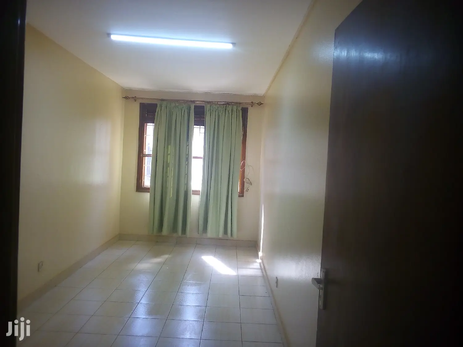 5 Bedroom House In Kololo For Rent in Kampala