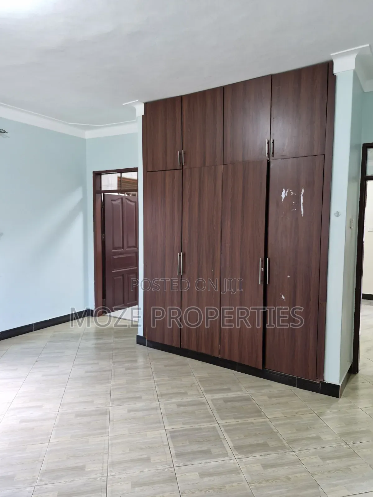 3bdrm Bungalow in Kyaliwajala Nabwojo, Central Division for rent in Central Division