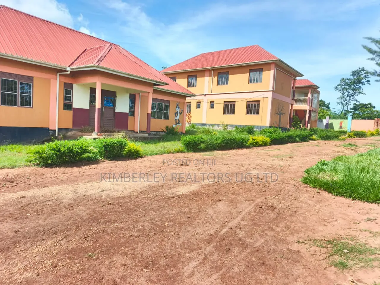 Primary School Property – Buikwe District (Nyenga–Jinja Road) at 280m in Division B