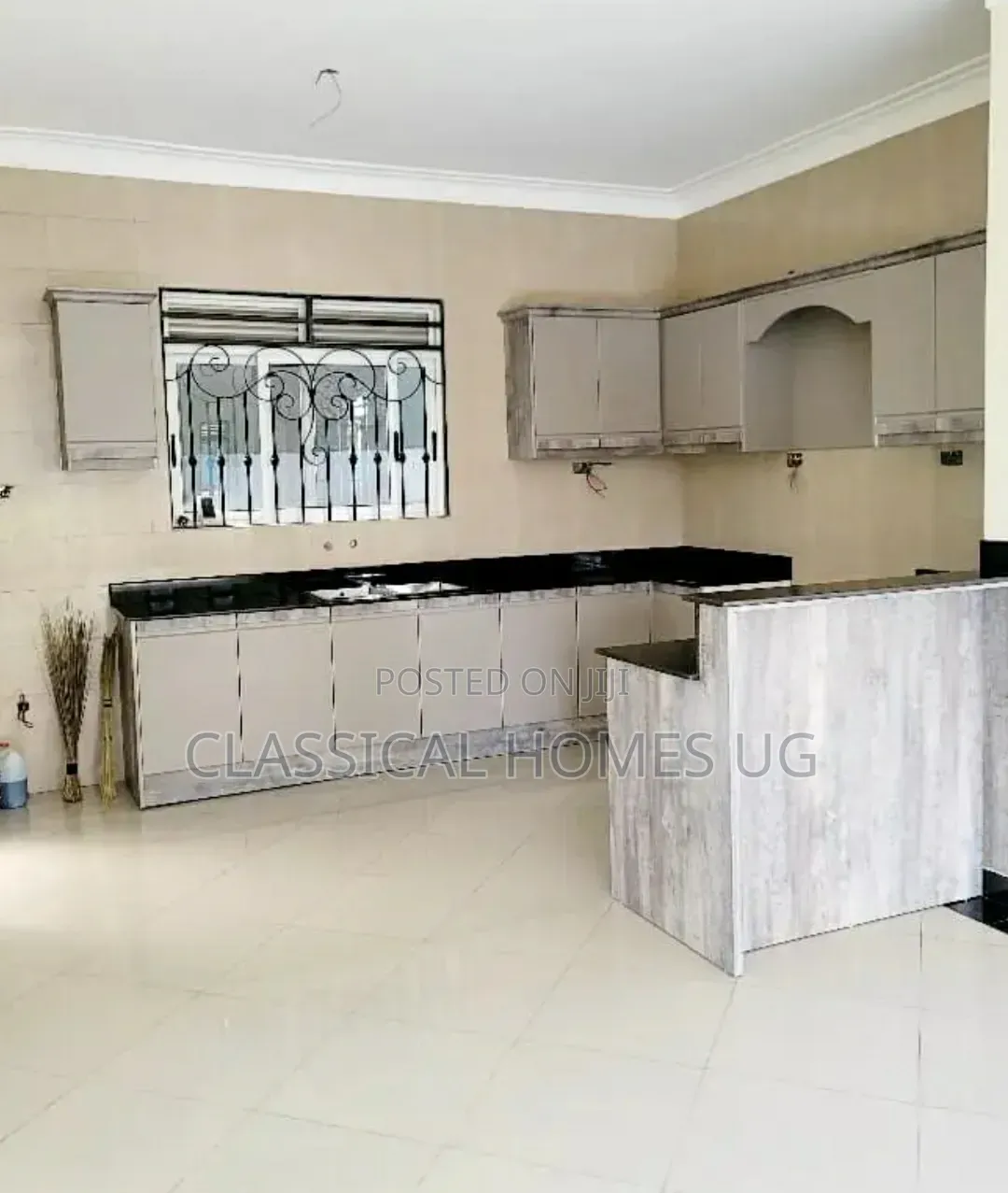 5bdrm Duplex in Kira, Central Division for rent in Central Division