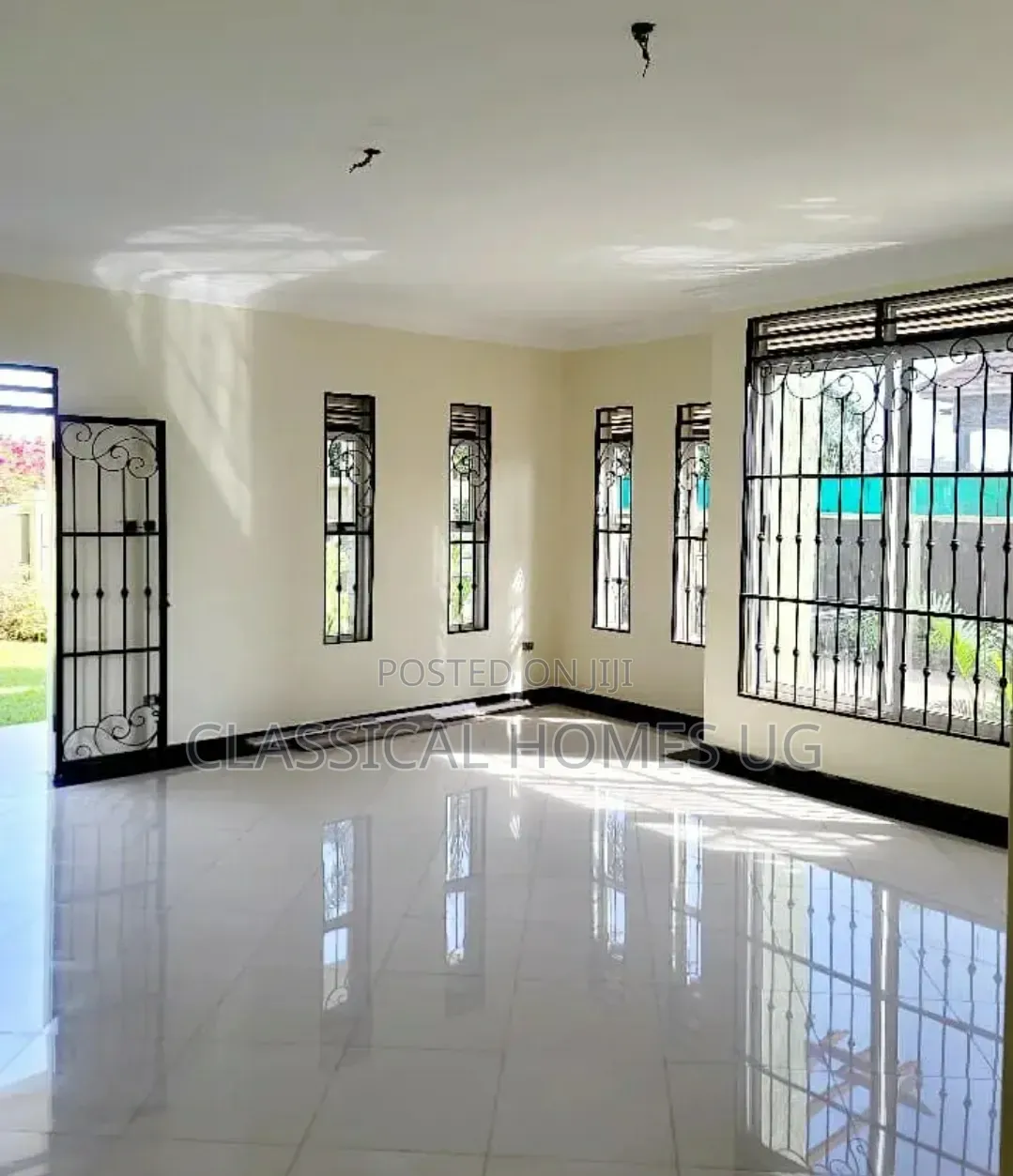 5bdrm Duplex in Kira, Central Division for rent in Central Division