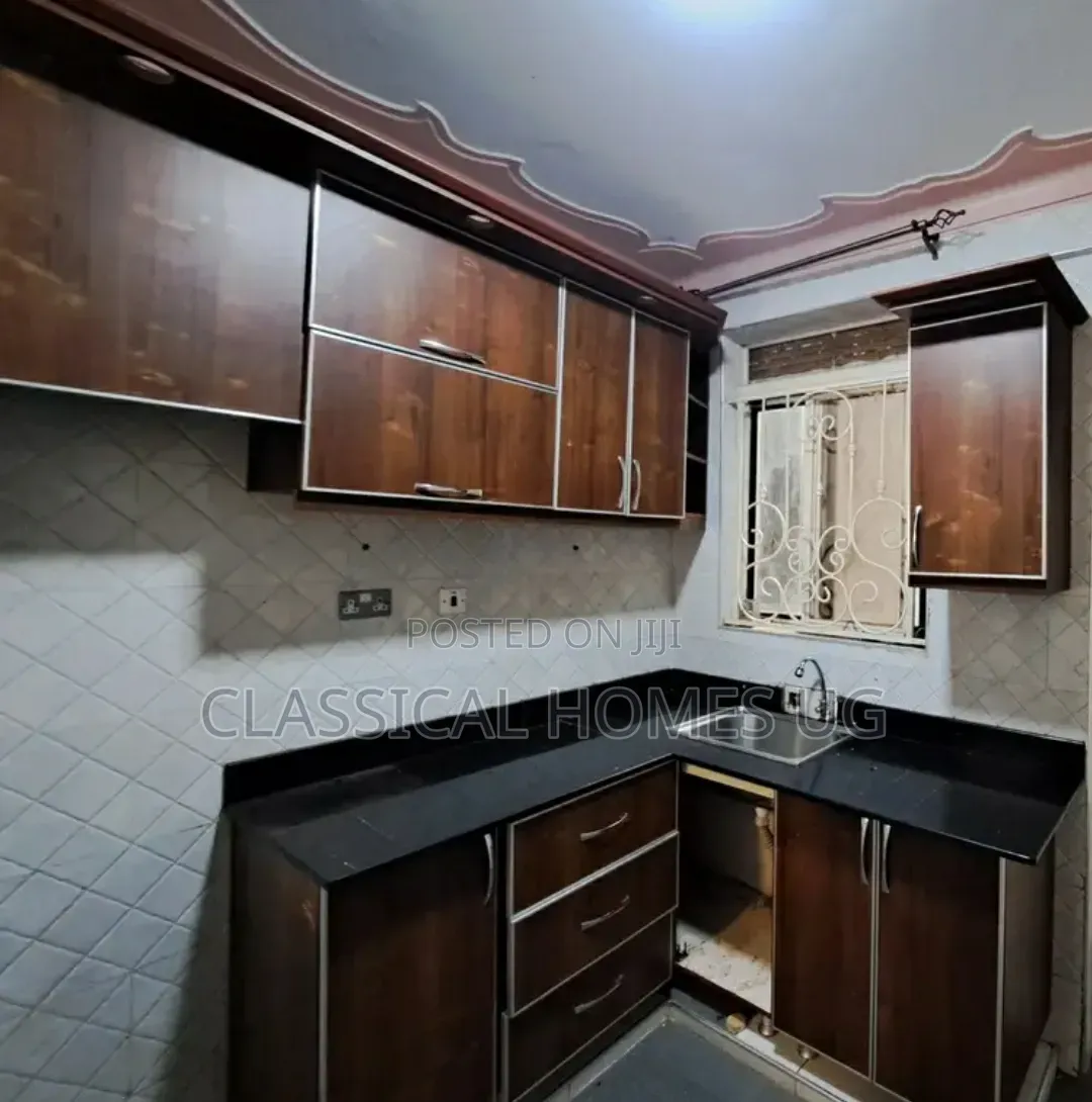 3bdrm Apartment in Mutundwe, Central Division for rent in Central Division