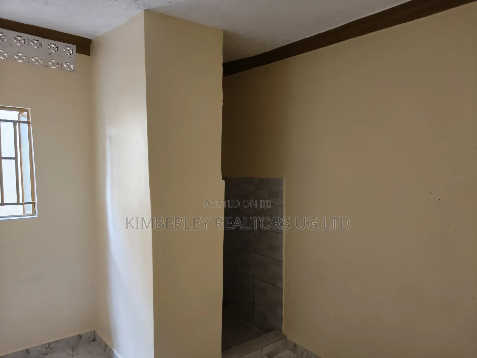 2bdrm House in Central Division for sale in Central Division