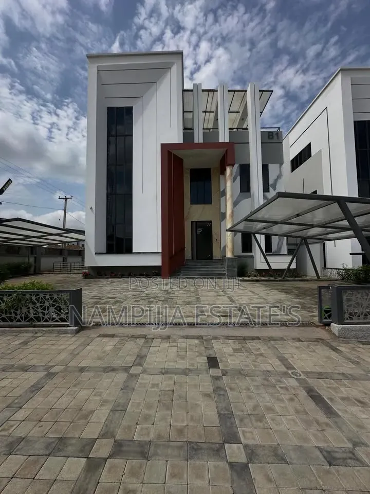 4bdrm Duplex in Muyenga, Makindye for rent in Makindye