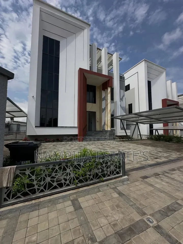 4bdrm Duplex in Muyenga, Makindye for rent in Makindye