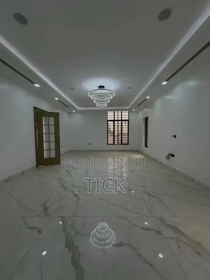 4bdrm Duplex in Muyenga, Makindye for rent in Makindye