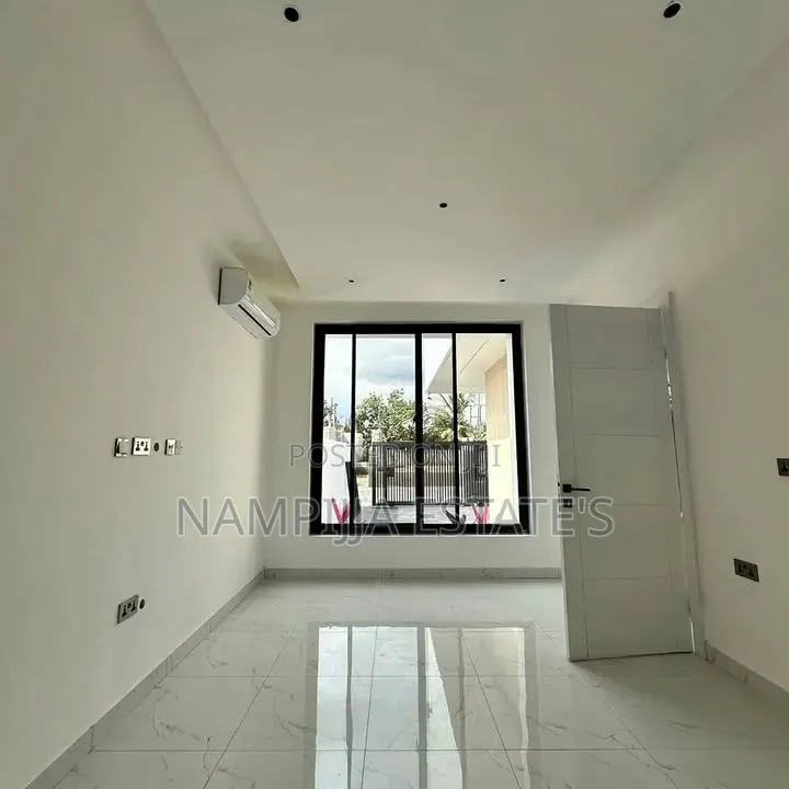 5bdrm Duplex in Munyonyo, Makindye for rent in Makindye
