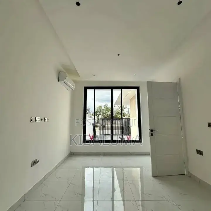 5bdrm Duplex in Munyonyo, Makindye for rent in Makindye