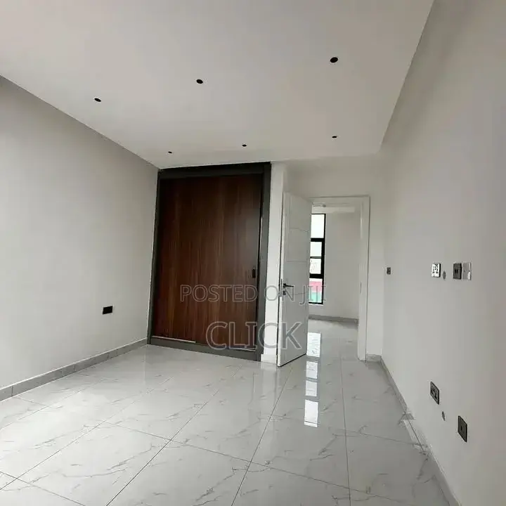 5bdrm Duplex in Munyonyo, Makindye for rent in Makindye