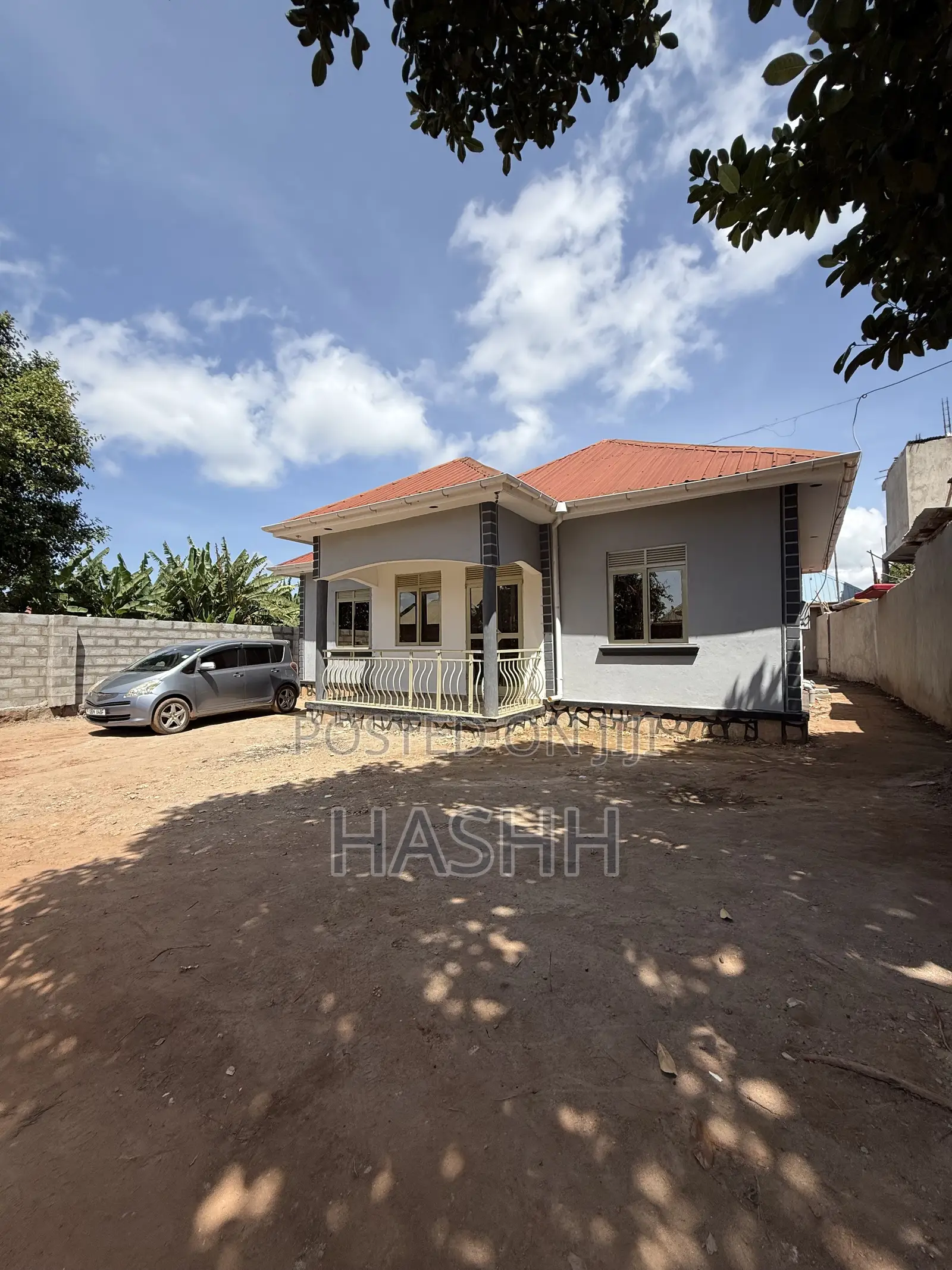 3bdrm House in Busabala, Central Division for sale in Central Division