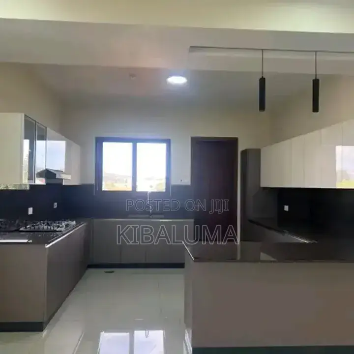 3bdrm Apartment in Bunga, Makindye for rent in Makindye