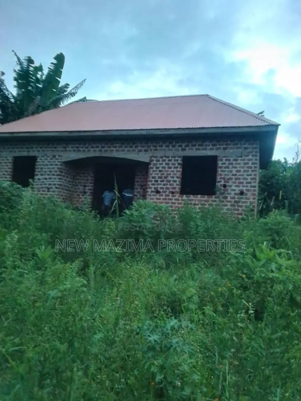 2bdrm House In Kiwebwa, Central Division For Sale in Central Division