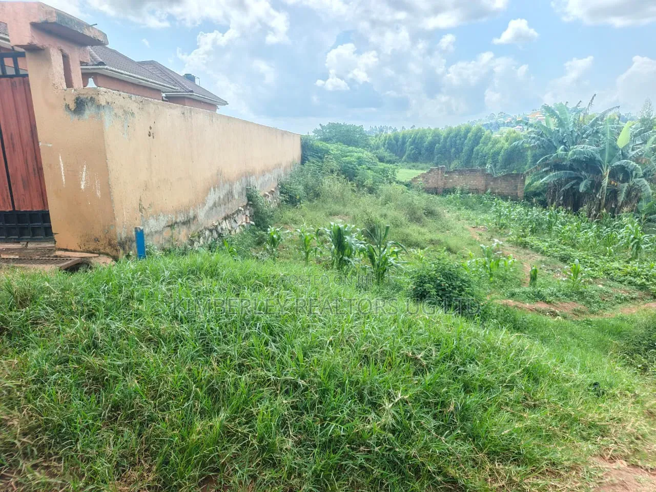 100×100 Plot – Namulanda Lutembe (Entebbe Road) at 150m in Ssisa