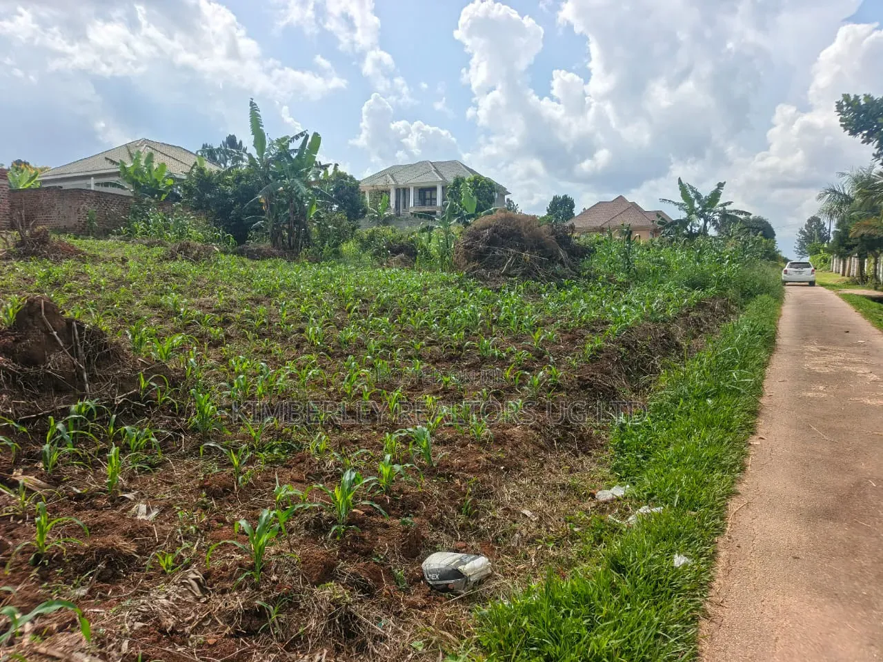 1⁄2 Acre Land – Bwerenga Bugiri (Entebbe Road) at 250m in Katabi