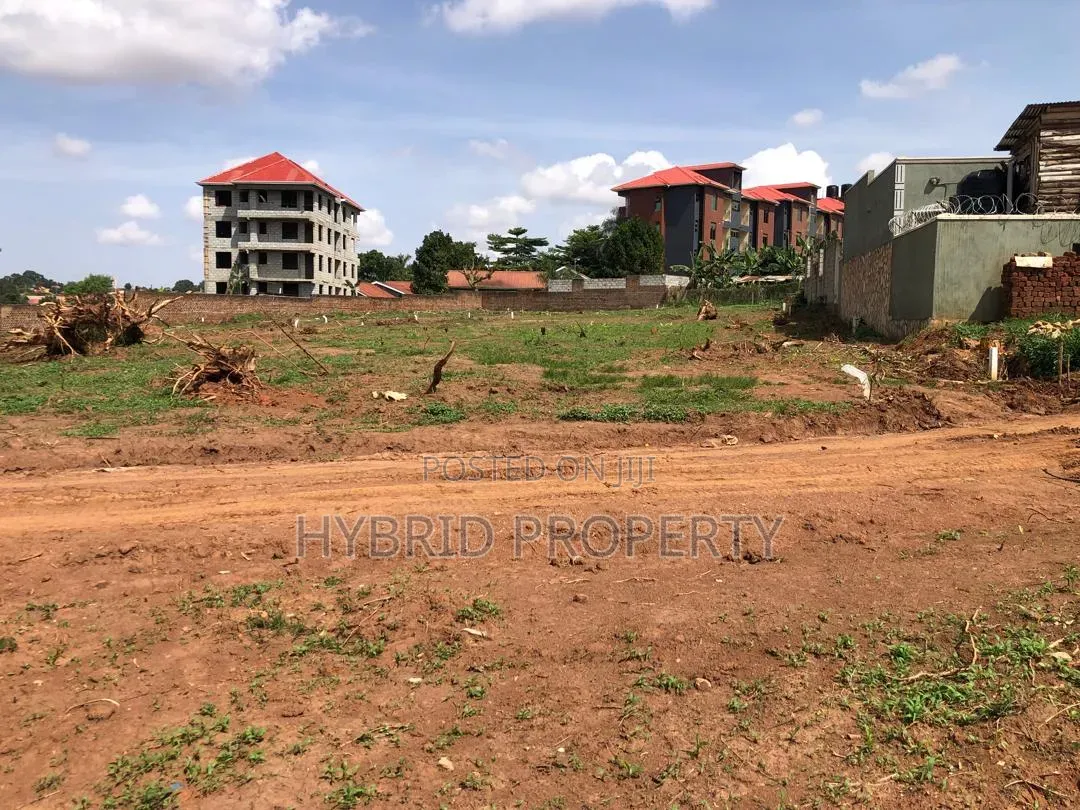 Prime Plots for Sale at Wakiso~Kayunga Senge Executive Land Estate V in Wakiso / Wakiso