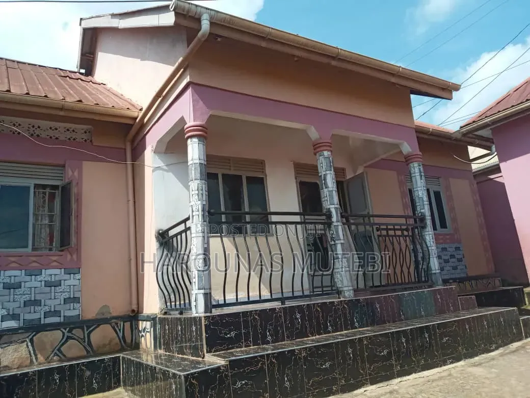 Furnished 3bdrm House in Wakiso / Wakiso for sale in Wakiso / Wakiso