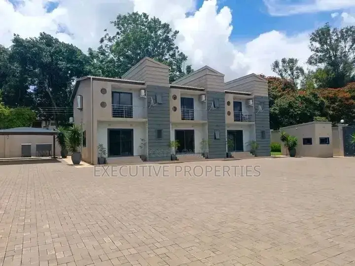 3bdrm Villa in Muyenga, Central Division for rent in Central Division