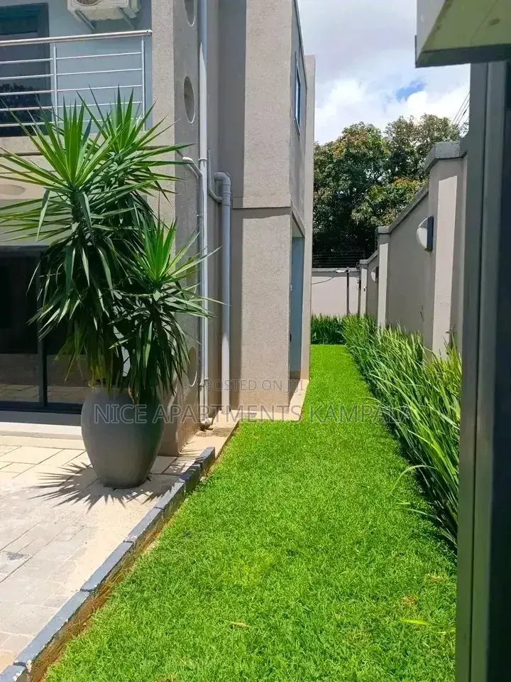 3bdrm Villa in Muyenga, Central Division for rent in Central Division