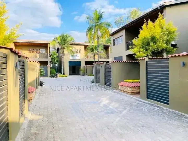 3bdrm Duplex in Muyenga, Central Division for rent in Central Division
