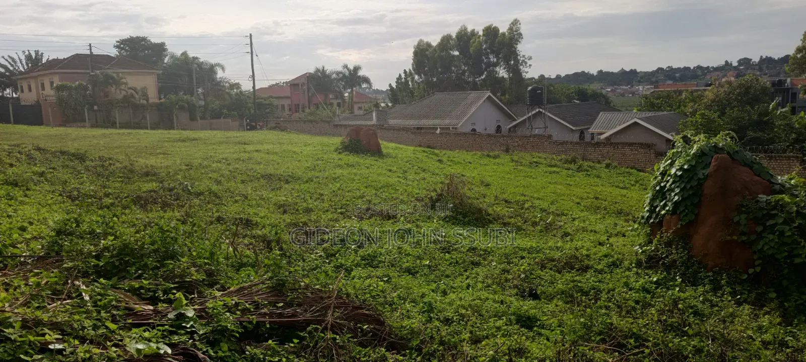 Half an Acre in Luzira in Nakawa