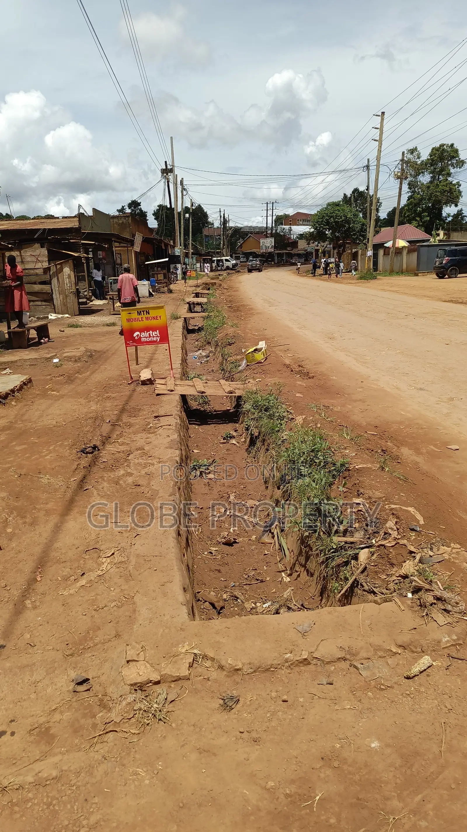 Commercial Plot for Sale in Bweyogerere, 100x100 in Kira