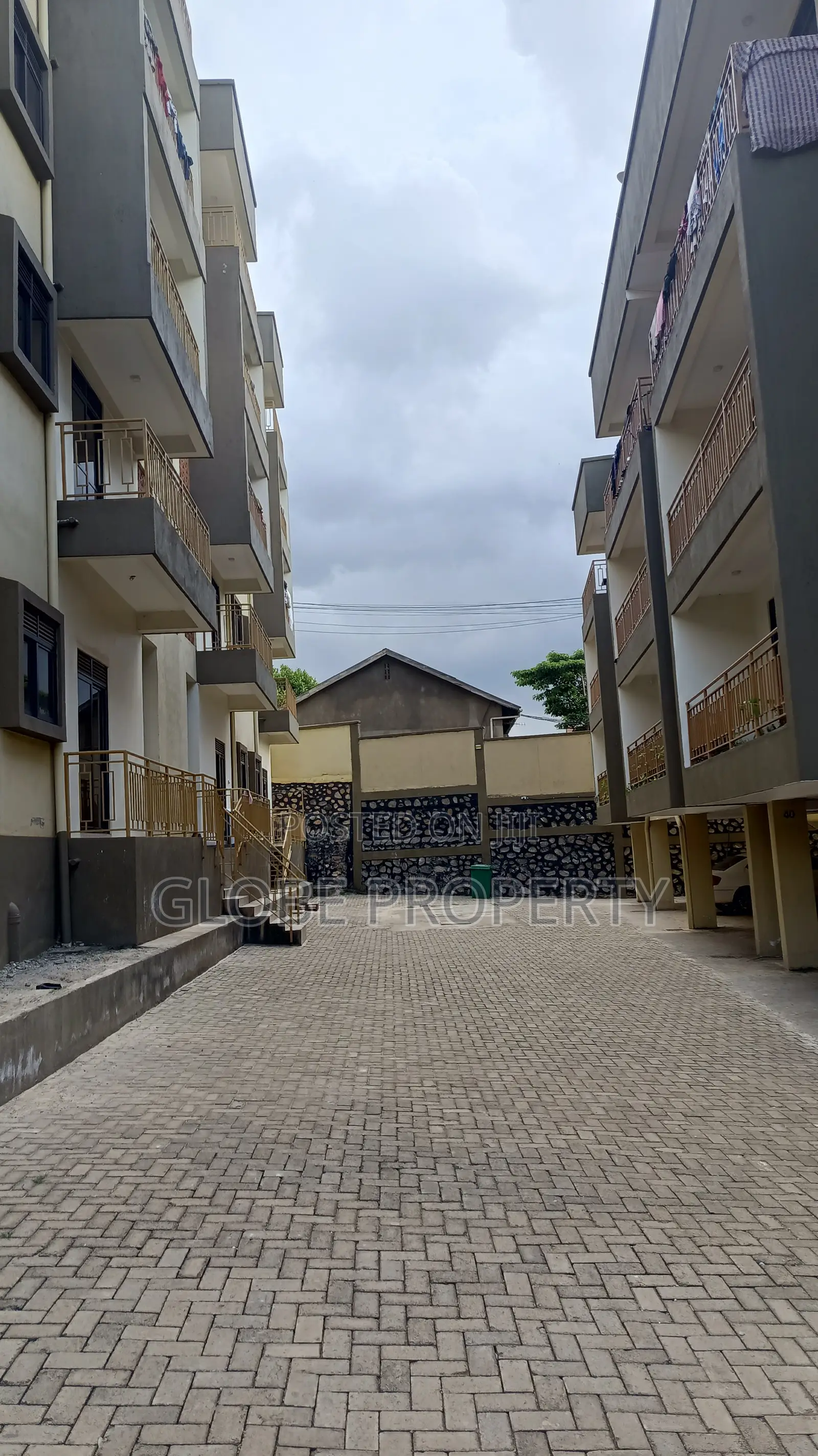 2bdrm Apartment in Kisaasi Apartments, Nakawa for sale in Nakawa