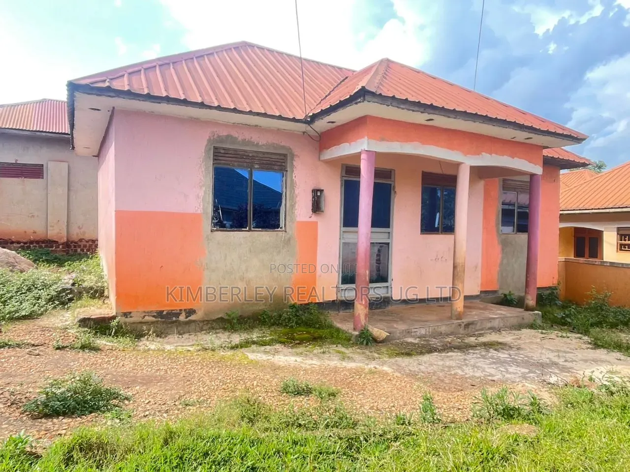 2bdrm House in Central Division for sale in Central Division