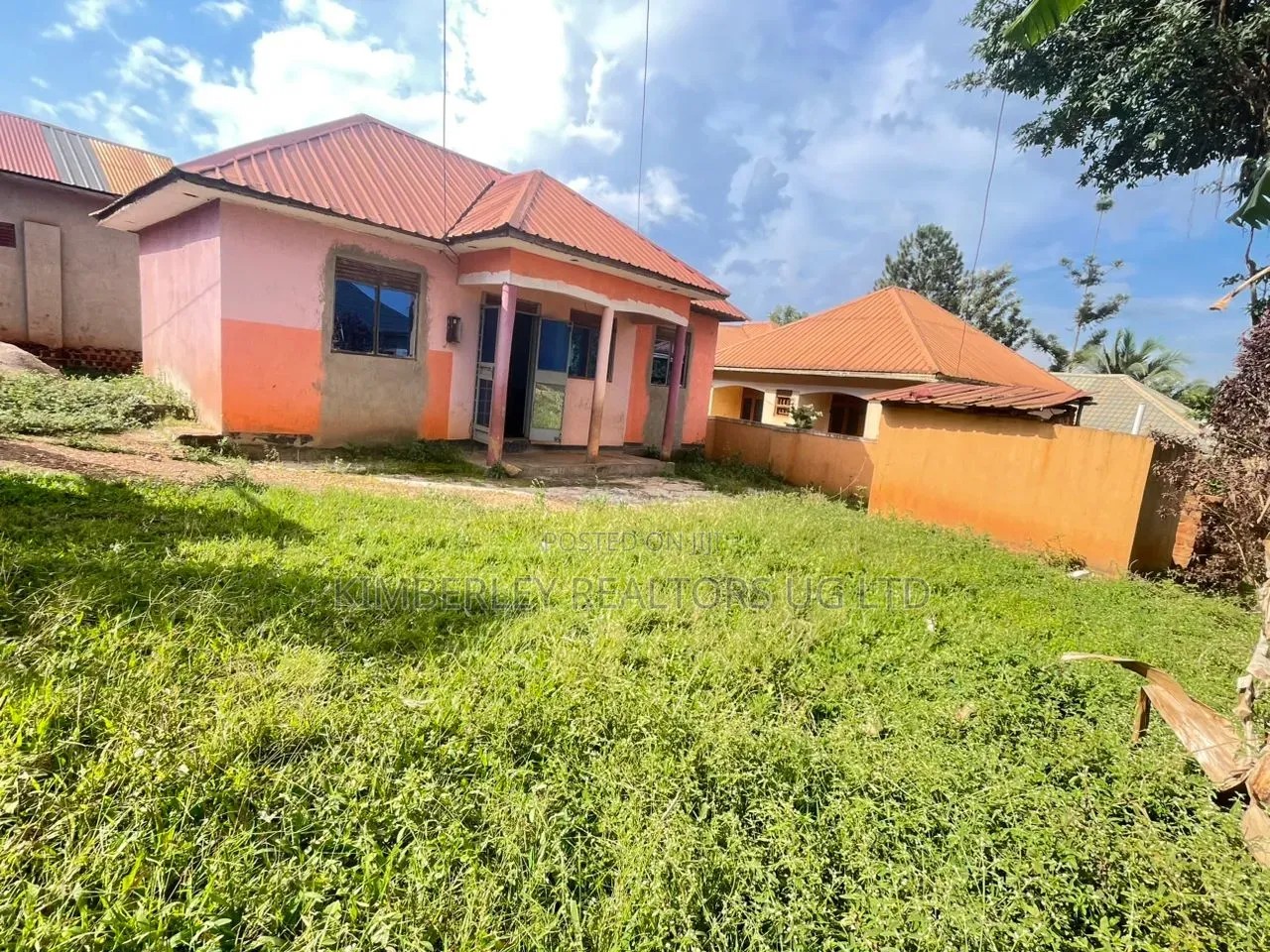 2bdrm House in Central Division for sale in Central Division