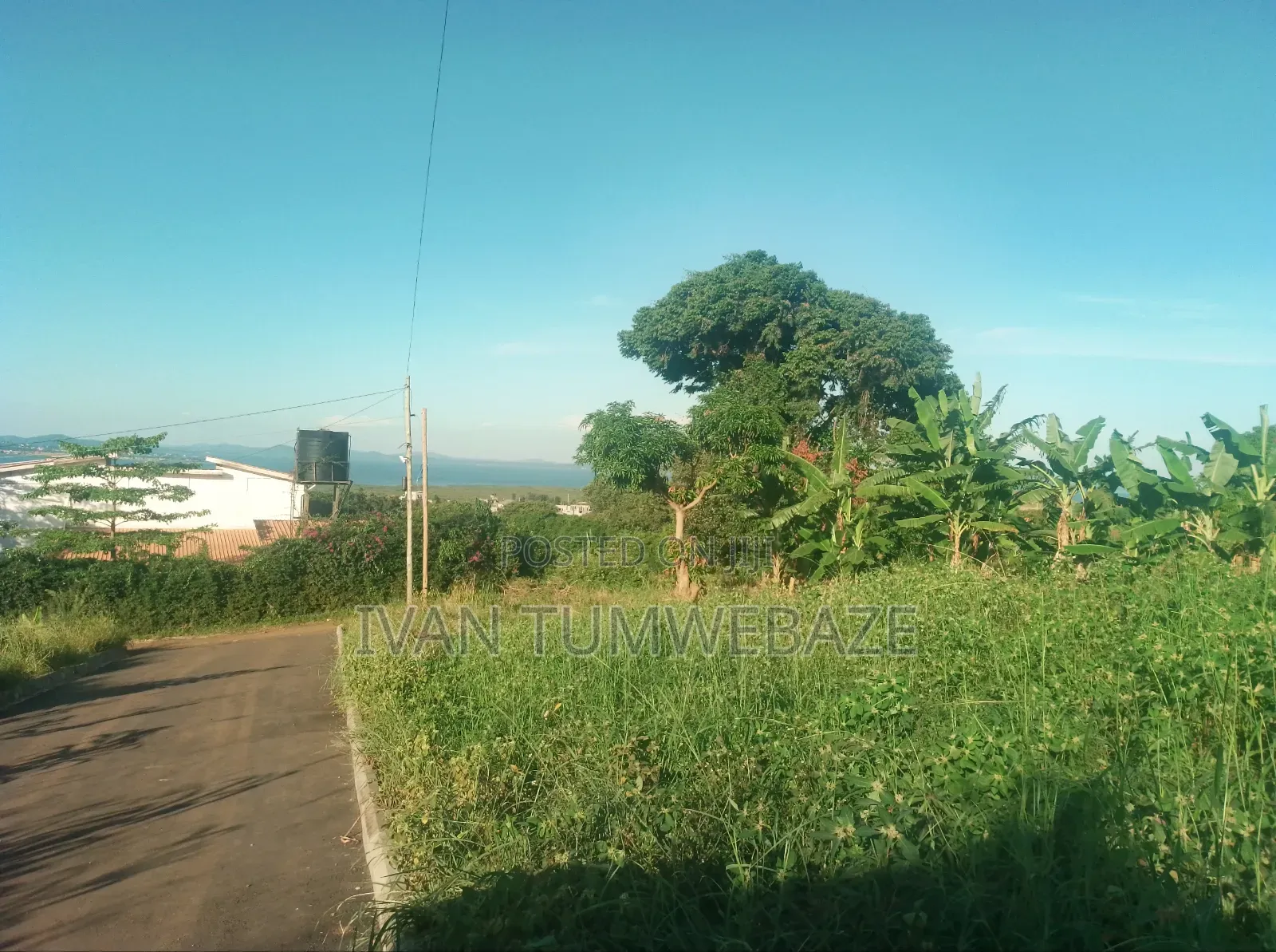 50 Decimals Lake View For Sale In Kajansi in Central Division