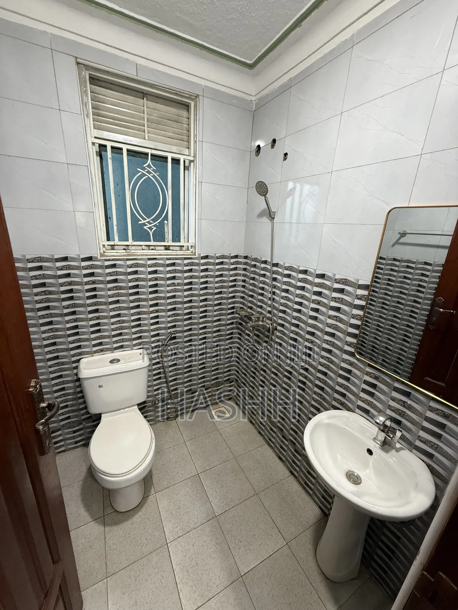 3bdrm Apartment in Muyunyo, Central Division for rent in Central Division