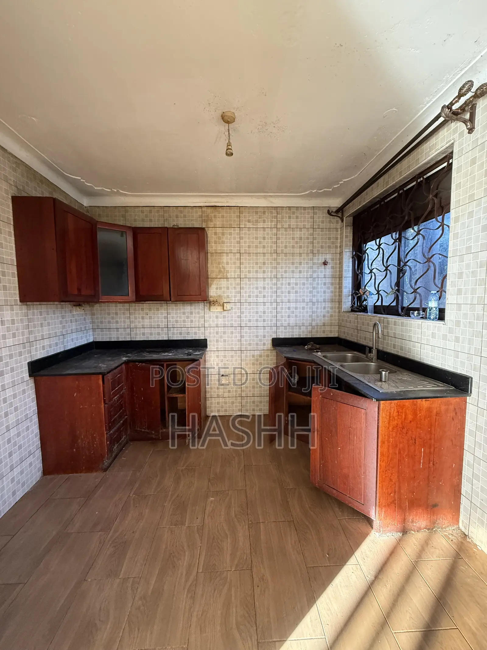 3bdrm Apartment in Muyunyo, Central Division for rent in Central Division