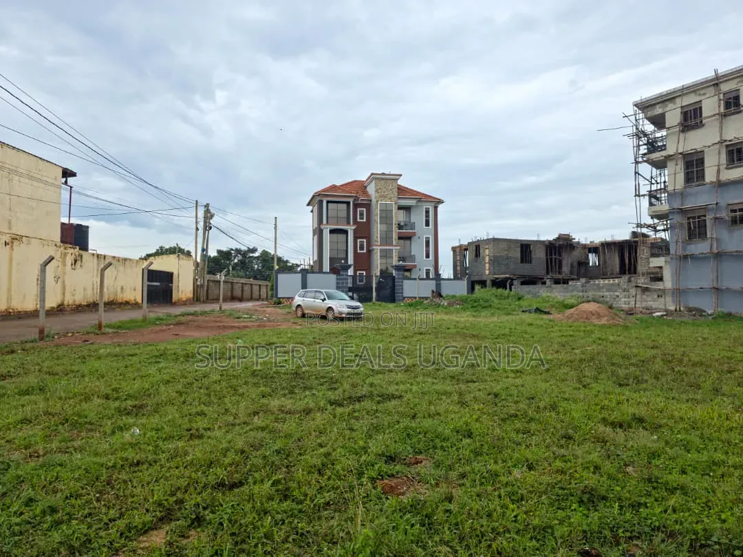 100by100ft Plot for Sale Located Kyanja in Nakawa