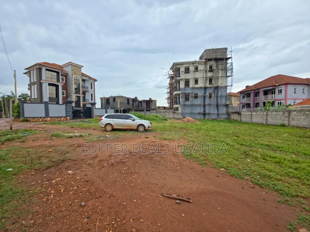 100by100ft Plot for Sale Located Kyanja in Nakawa