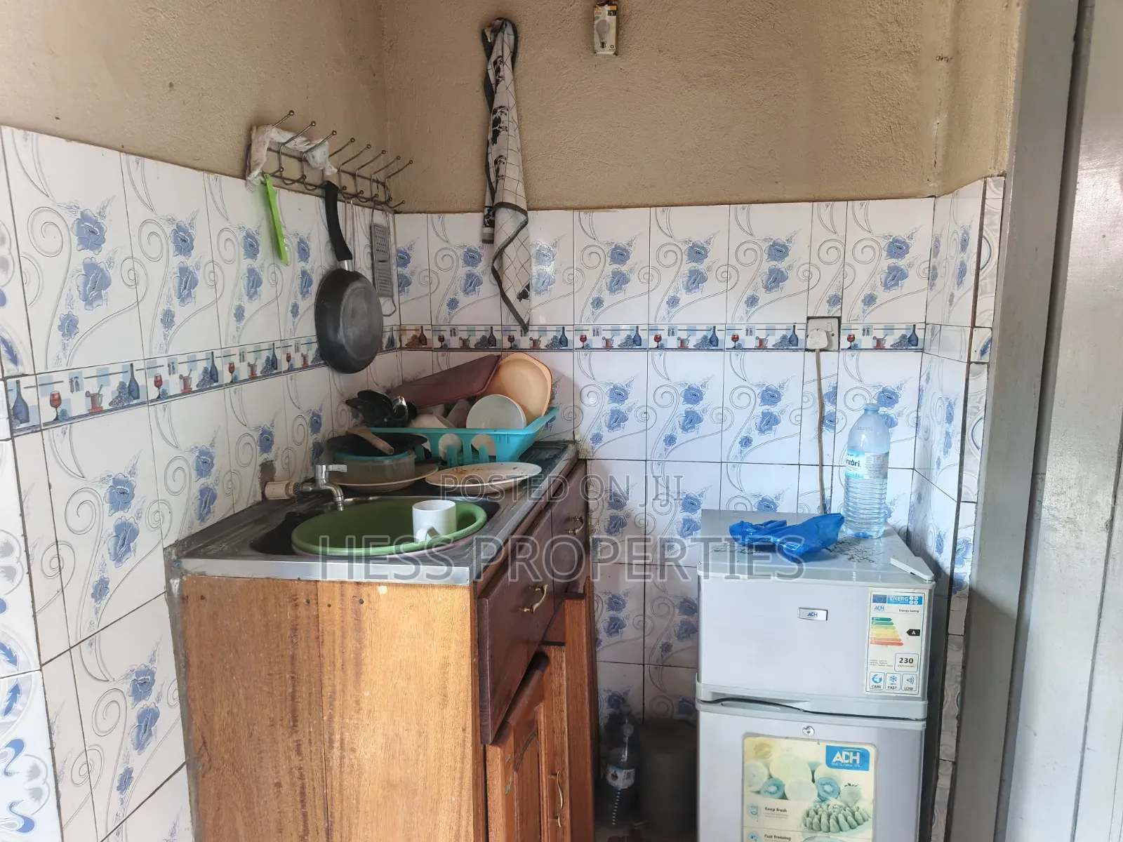 3bdrm House in Hess Properties, Kyenjojo for sale in Kyenjojo