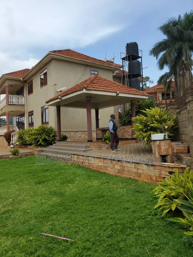 Furnished 5bdrm House in Kyanja, Central Division for sale in Central Division