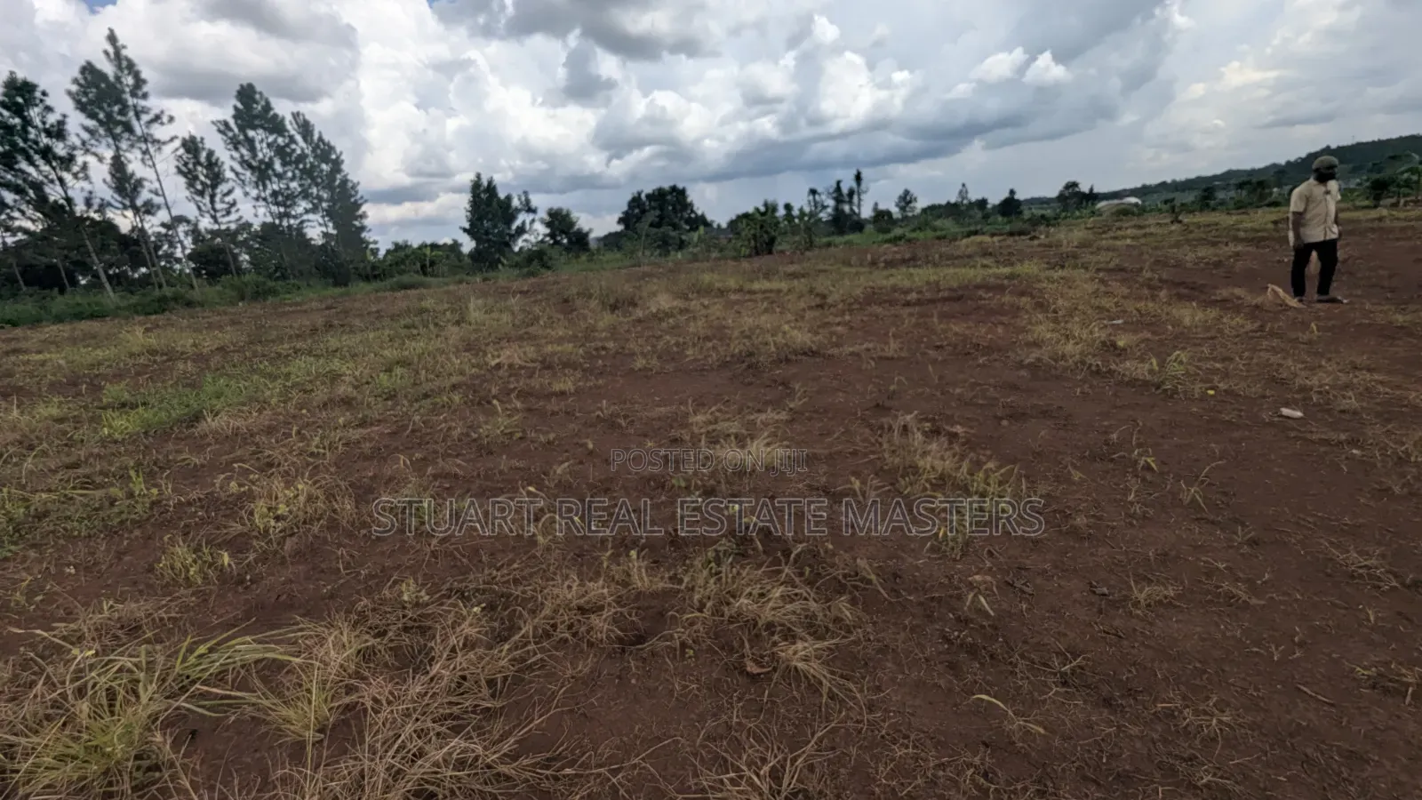 Land for Sale in at Busika 50 by 100 in Makulubita