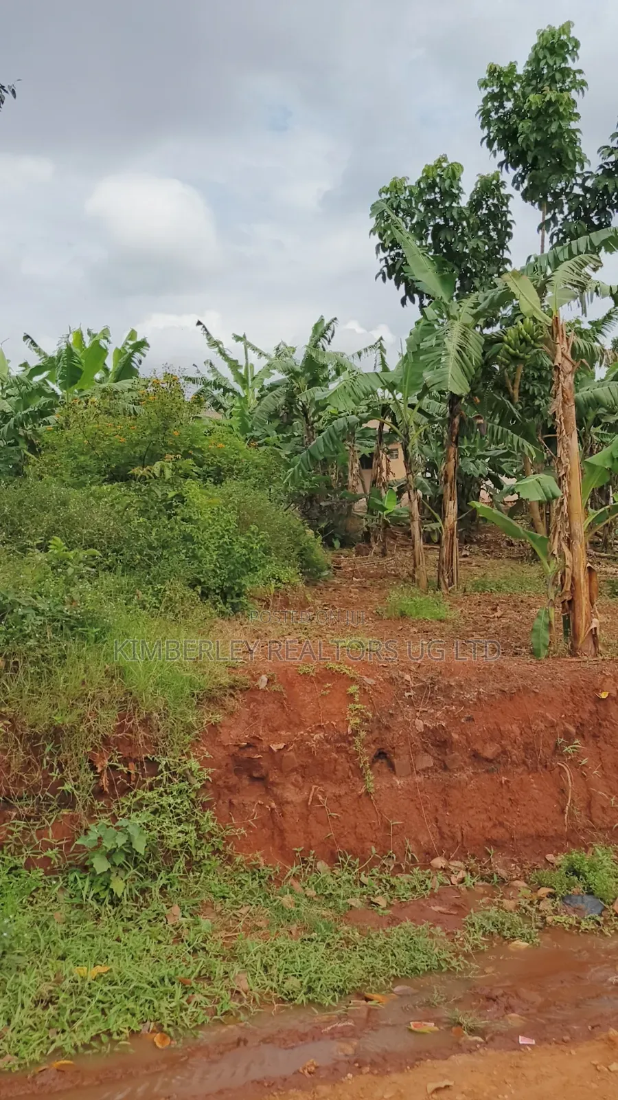 Plot for Sale Bweyogerere Butto in Division A