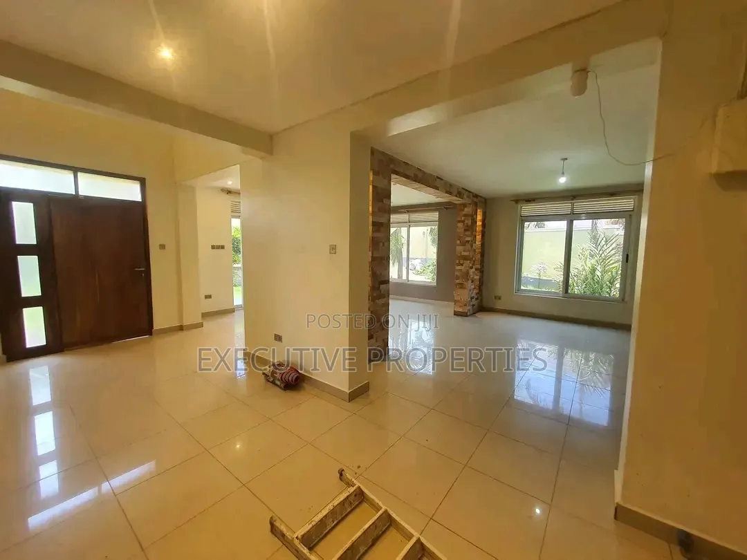 4bdrm Duplex in Buziga, Central Division for rent in Central Division
