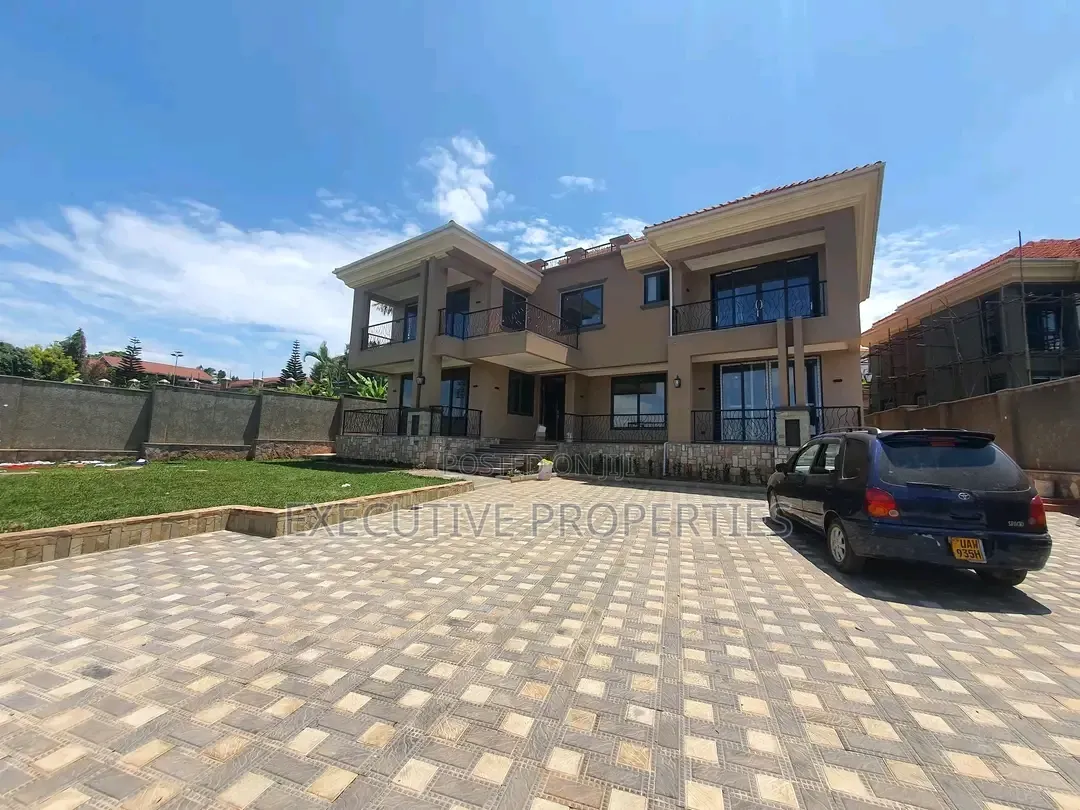 5bdrm Duplex in Mmunyonyo, Central Division for rent in Central Division