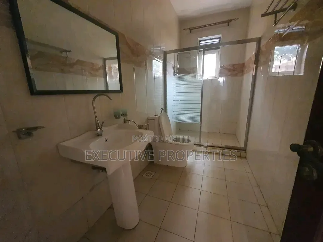 2bdrm Apartment in Kyebando Central for rent in Central Division