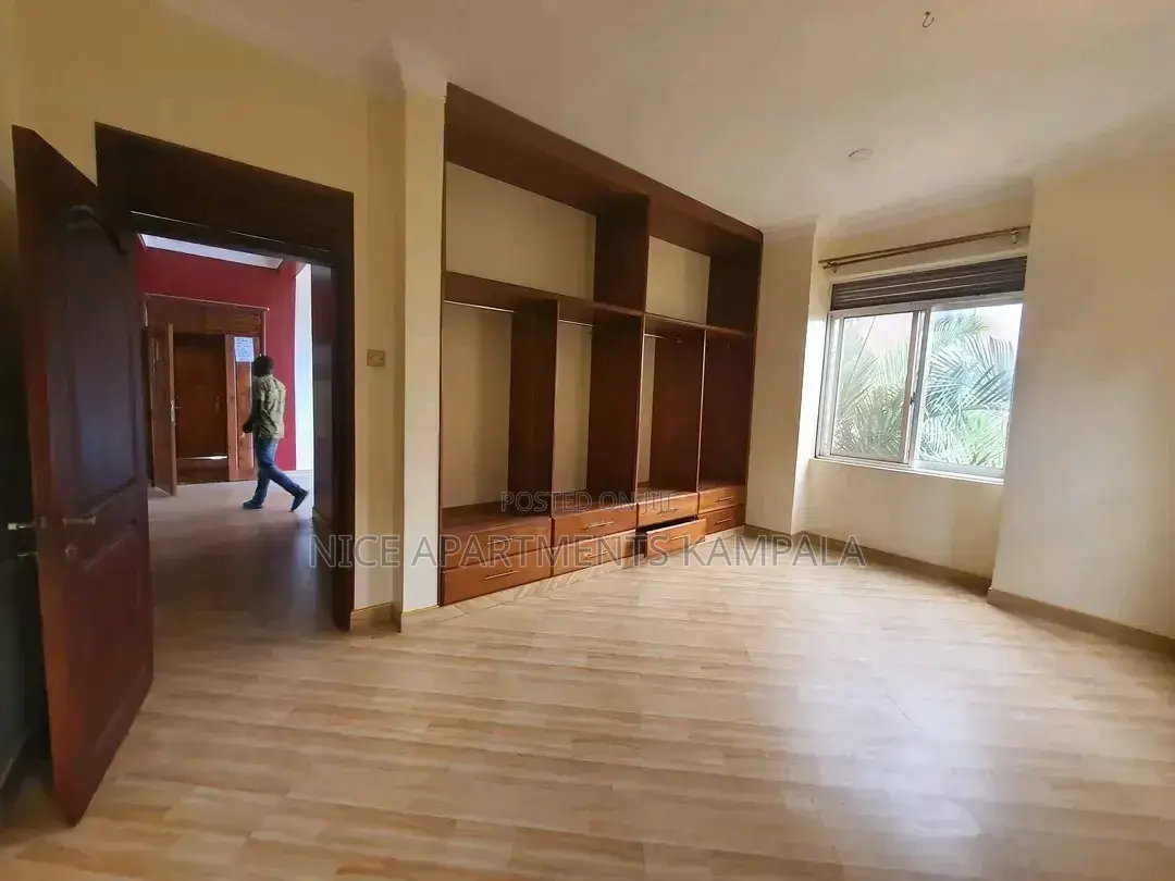 2bdrm Apartment in Kyebando Central for rent in Central Division