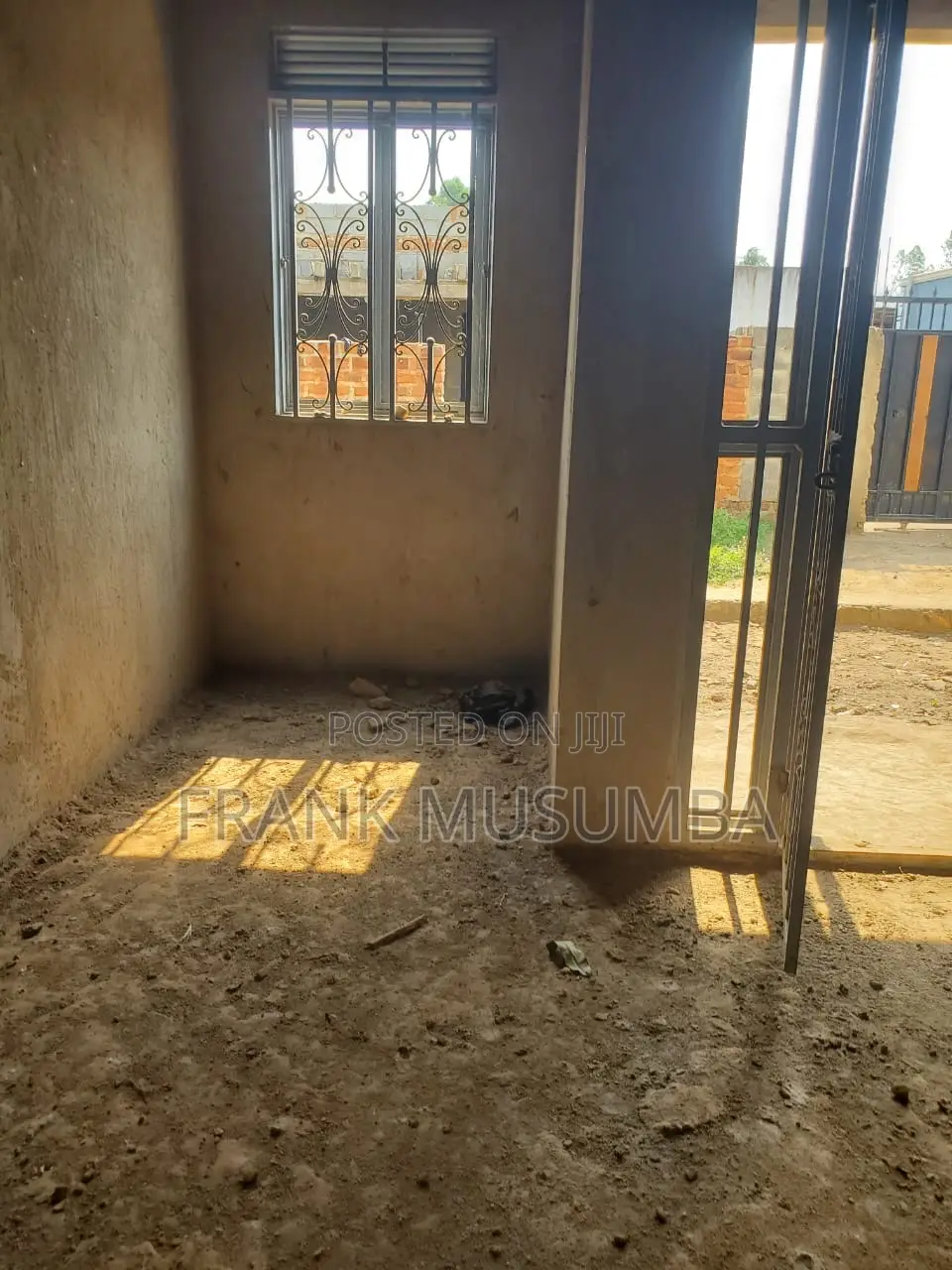 5bdrm Bungalow in Busukuma for sale in Busukuma
