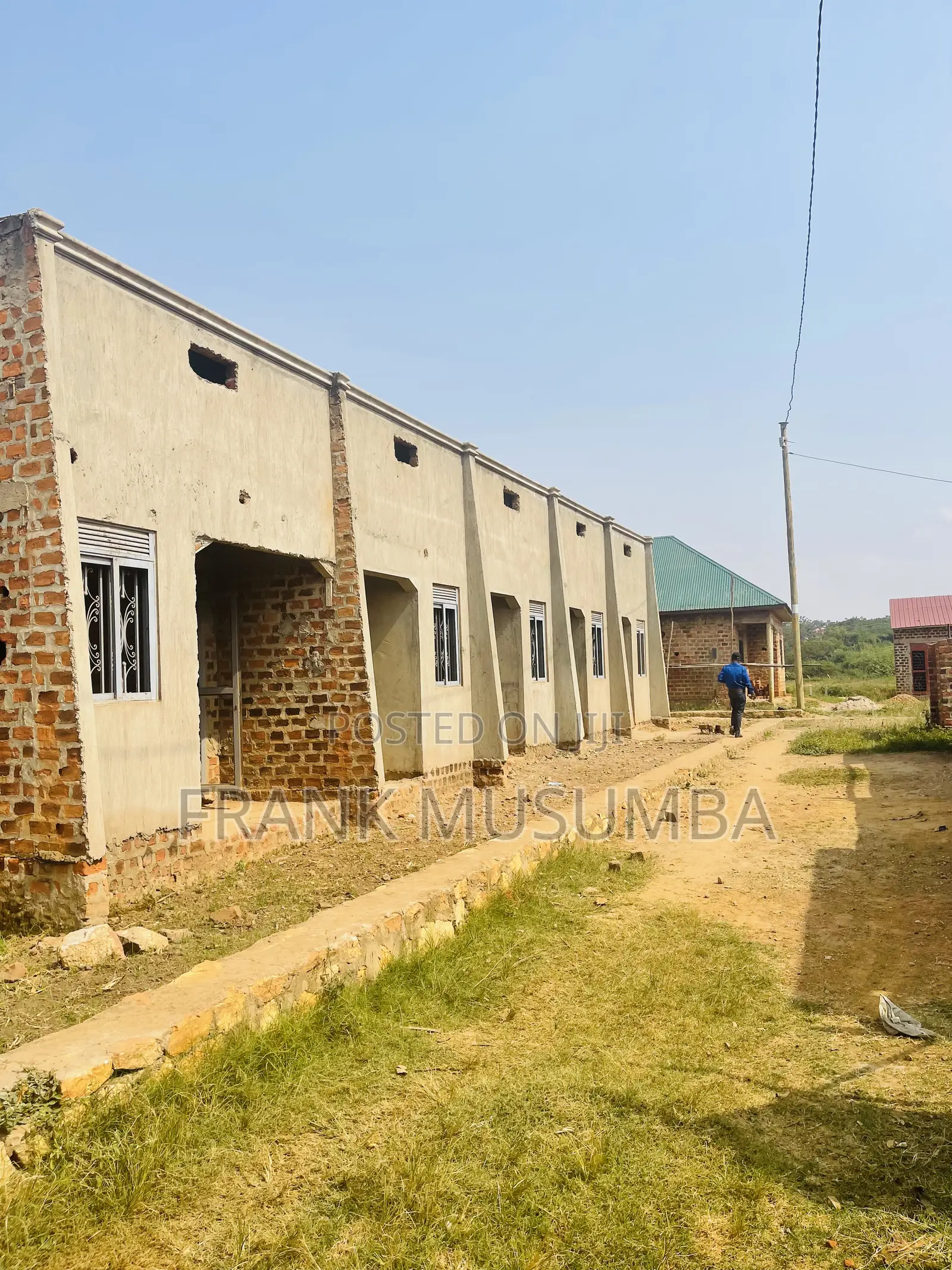 5bdrm Bungalow in Busukuma for sale in Busukuma