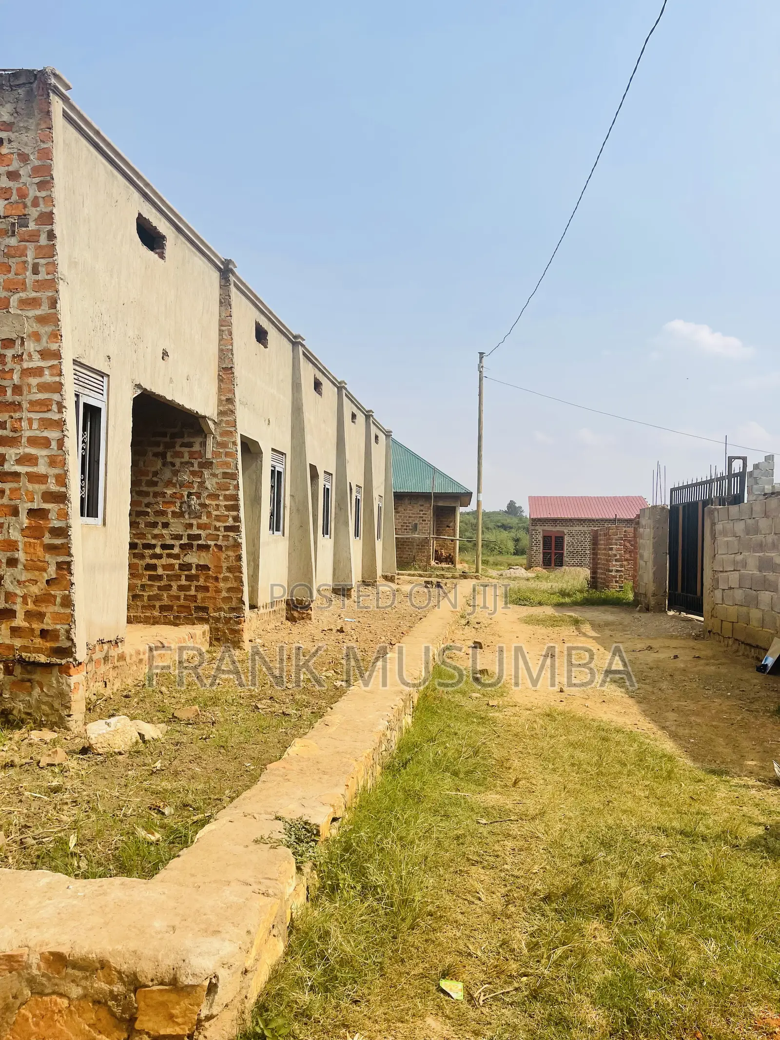 5bdrm Bungalow in Busukuma for sale in Busukuma