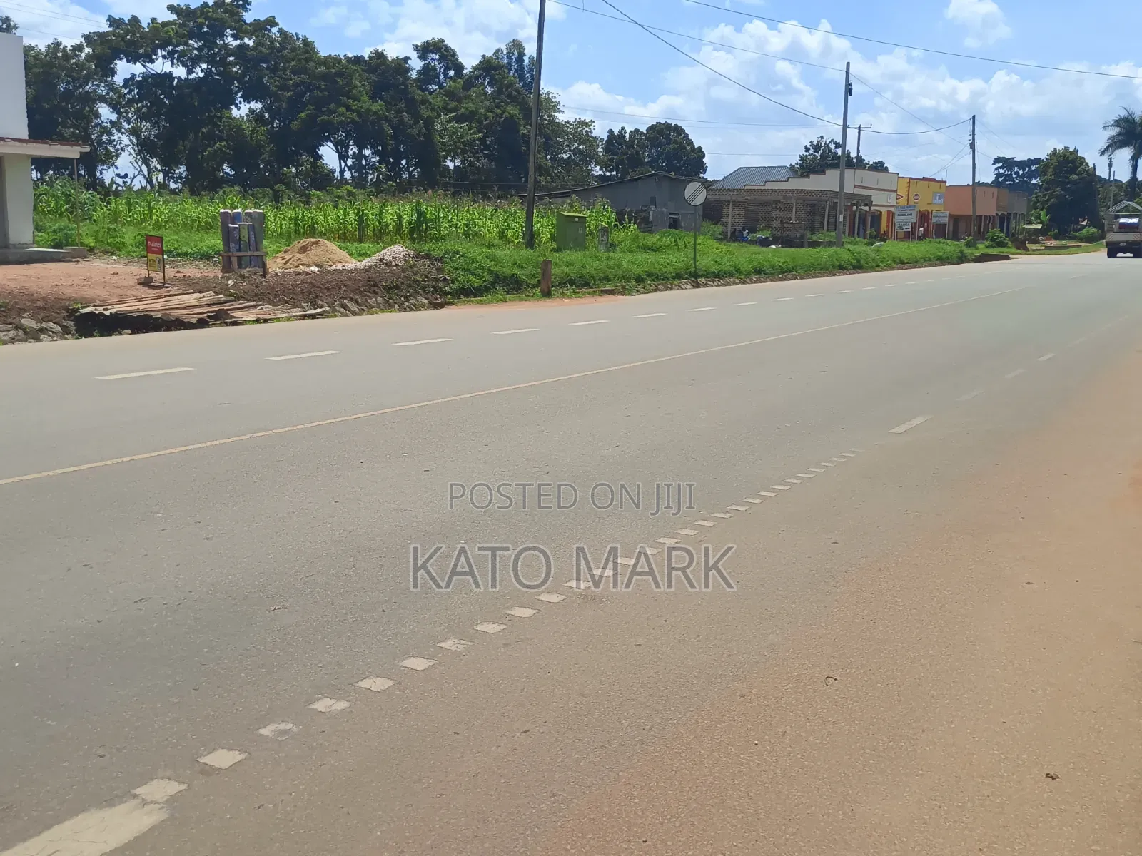 100*100ft Plot Located at Nagalama in Mukono TC