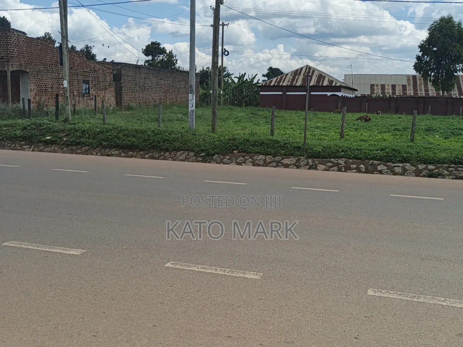 100*100ft Plot Located at Nagalama in Mukono TC