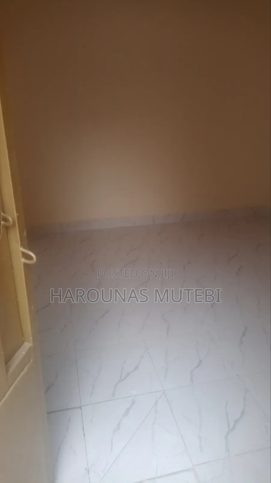 Furnished 5bdrm House in Kyebando, Wakiso / Wakiso for sale in Wakiso / Wakiso