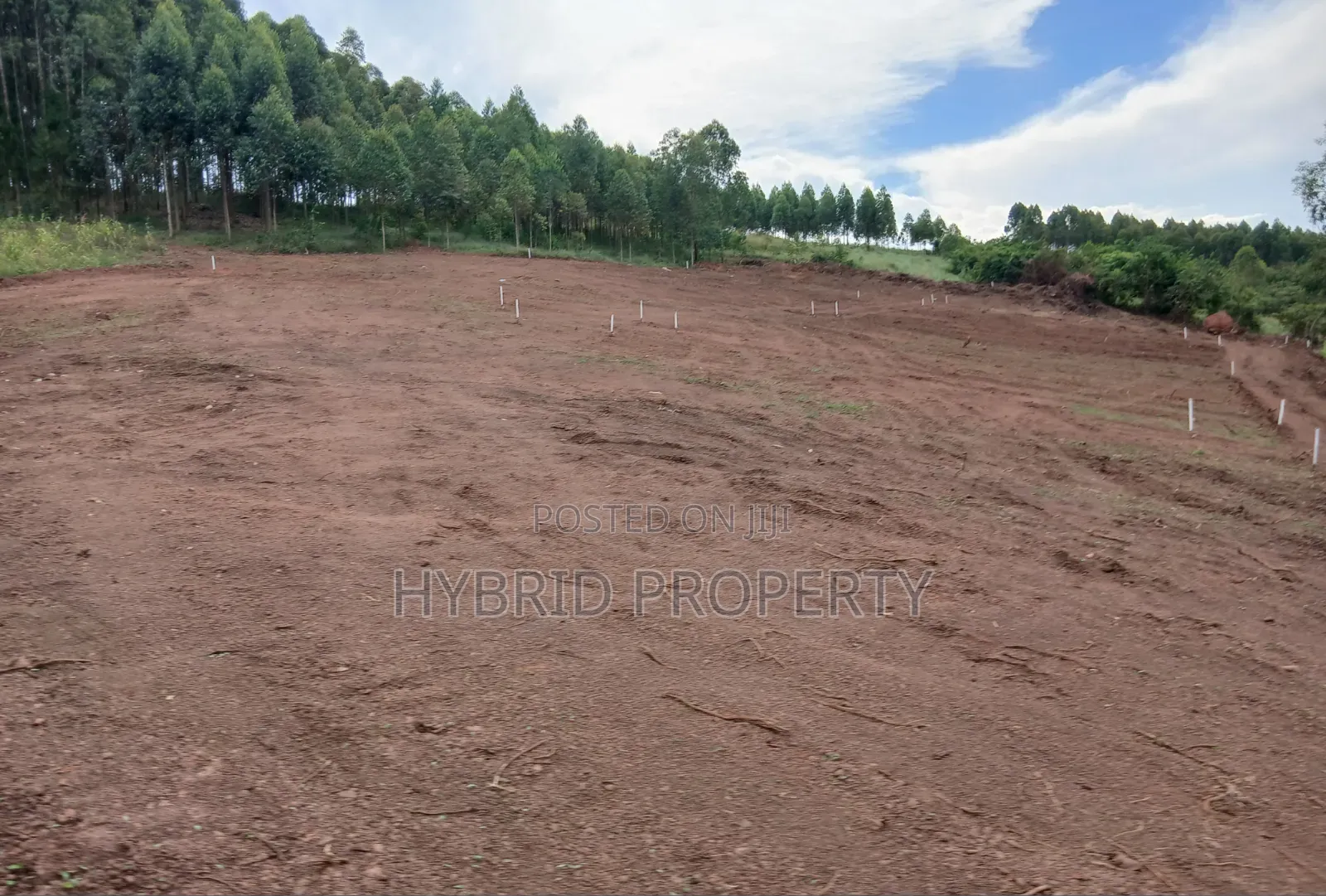 Prime Plots for Sale at Katende~Mabuye Along Masaka Road. in Kiringente