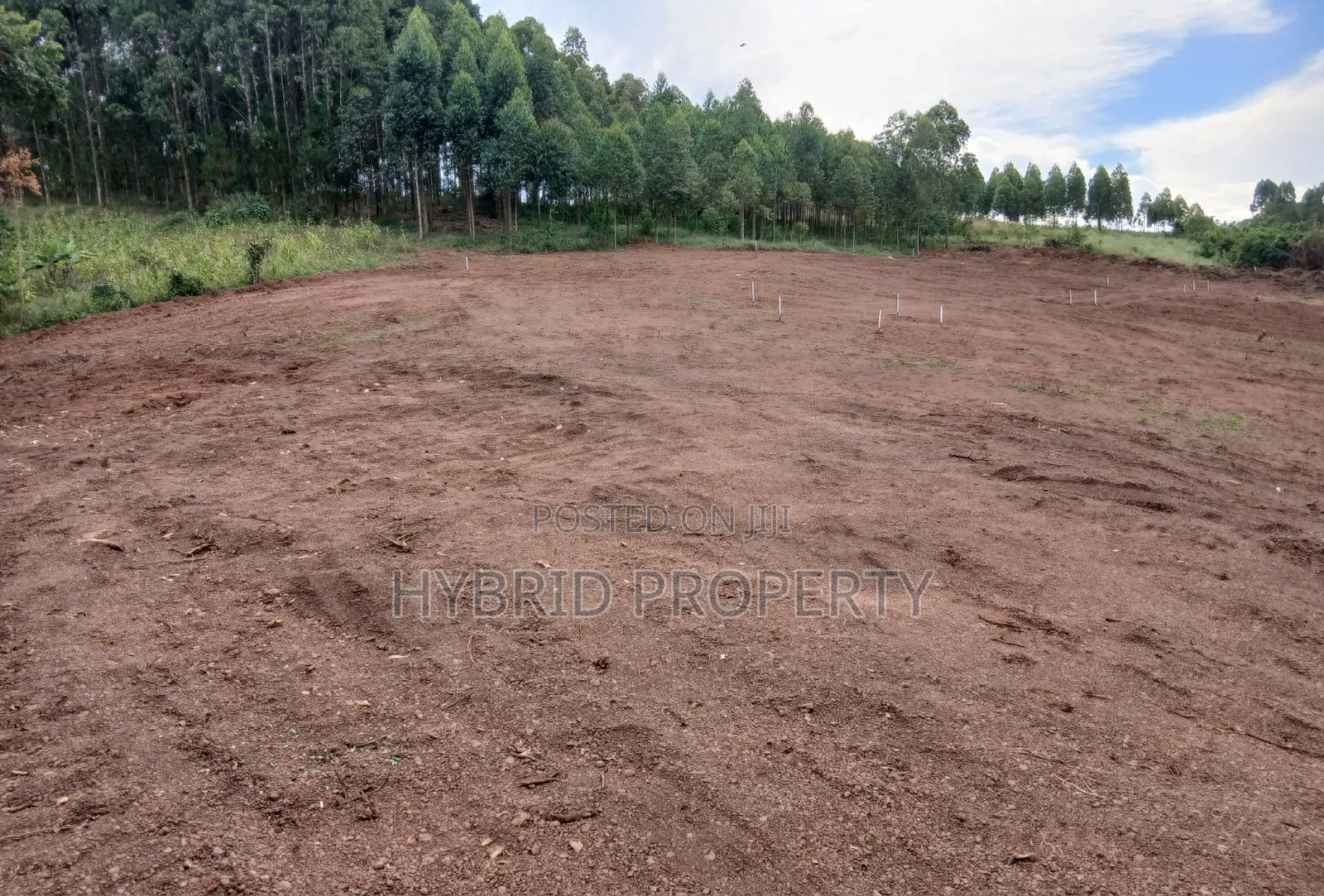 Prime Plots for Sale at Katende~Mabuye Along Masaka Road. in Kiringente